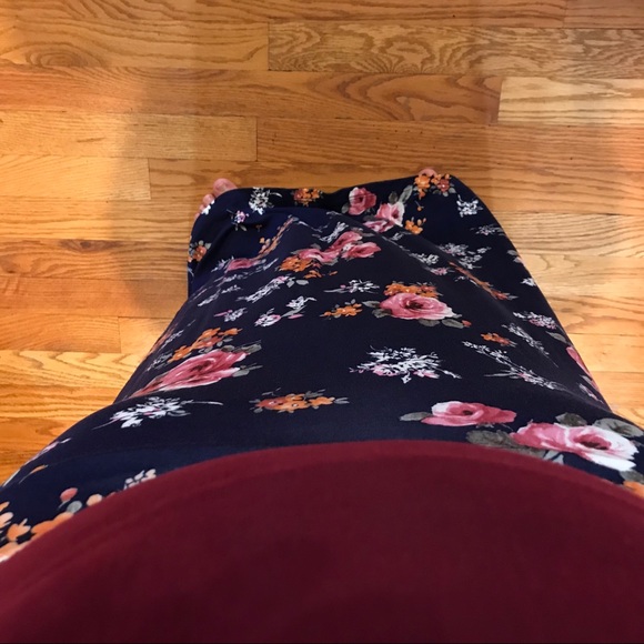 Gilli Floral Maxi Skirt - Picture 3 of 5